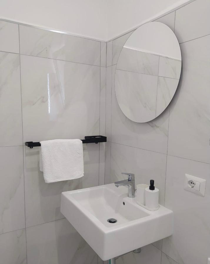 Tina'S Room Santa Maria di Castellabate Exterior photo